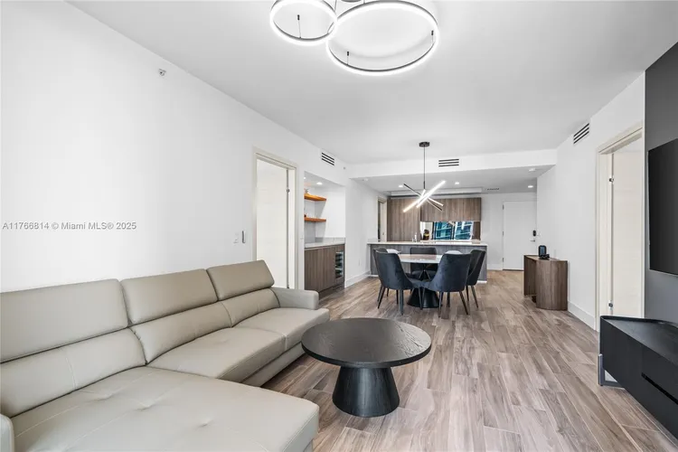 SLS Lux Brickell #4410 image #26