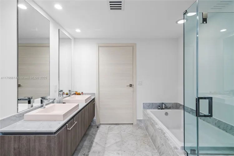 SLS Lux Brickell #4410 image #35