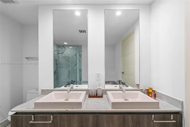 SLS Lux Brickell #4410 image #38