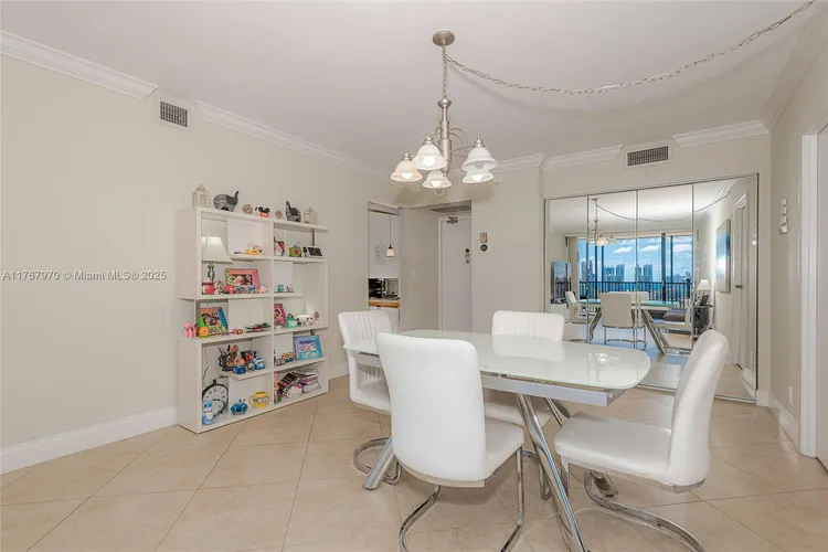 Coronado #2524 image #8