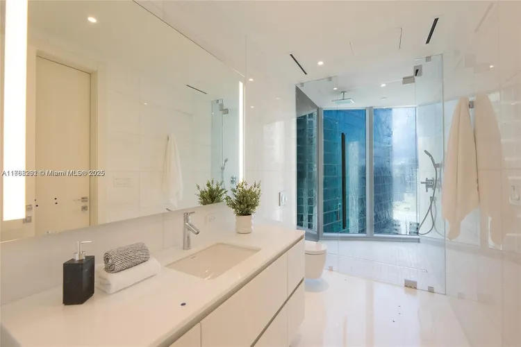 Aston Martin Residences #3707 image #20