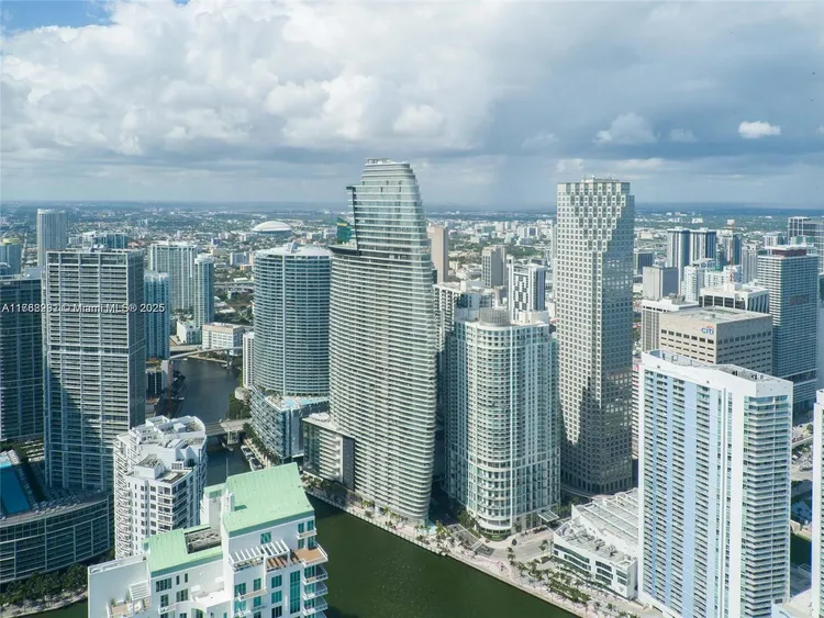 Aston Martin Residences #3707 image #33