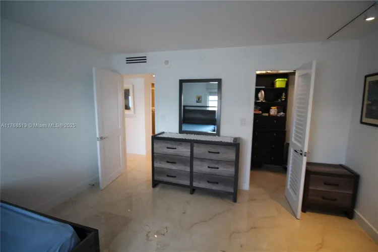 Sands of Key Biscayne #9E image #18