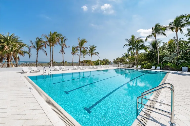 Sands of Key Biscayne #9E image #21