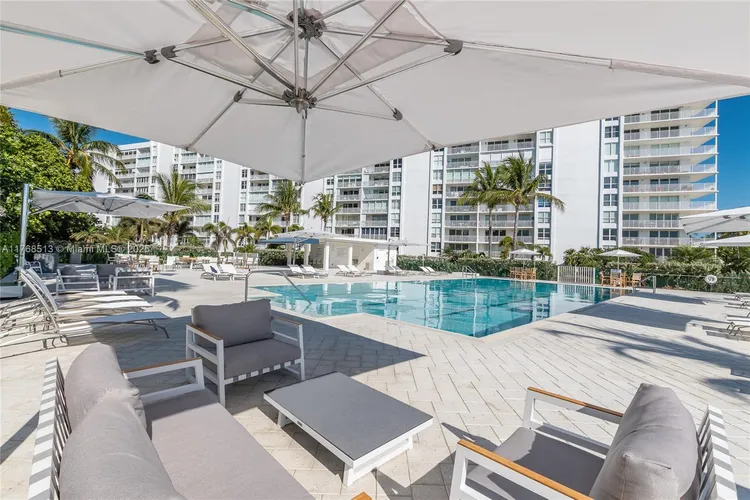 Sands of Key Biscayne #9E image #23