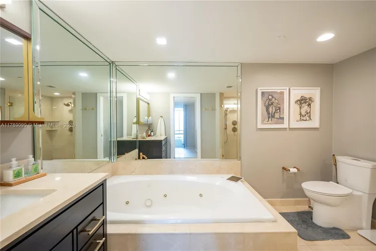 Mirage #6E image #35