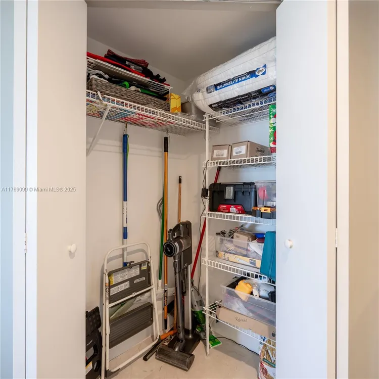 Mirage #6E image #38