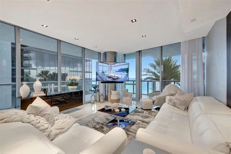 Jade Ocean #808 image #15