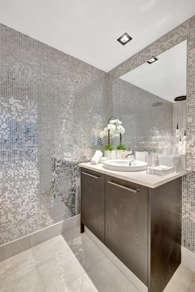 Jade Ocean #808 image #30