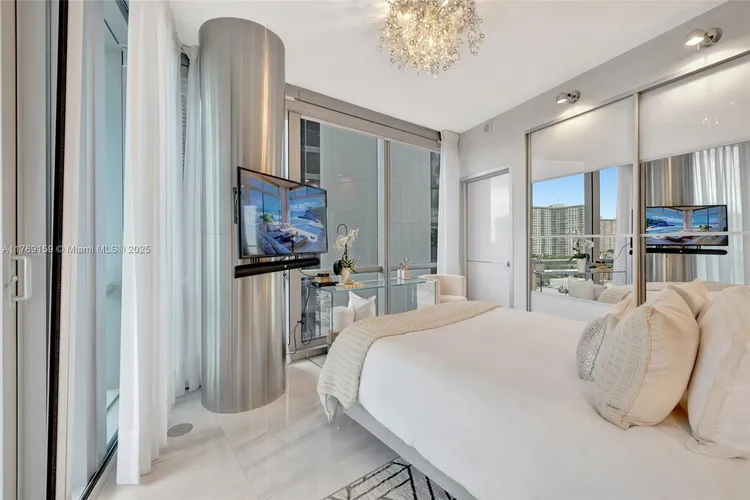 Jade Ocean #808 image #33