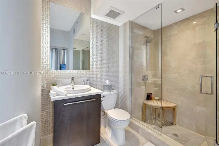 Jade Ocean #808 image #37