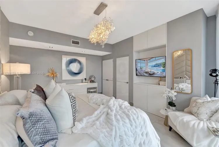 Jade Ocean #808 image #47