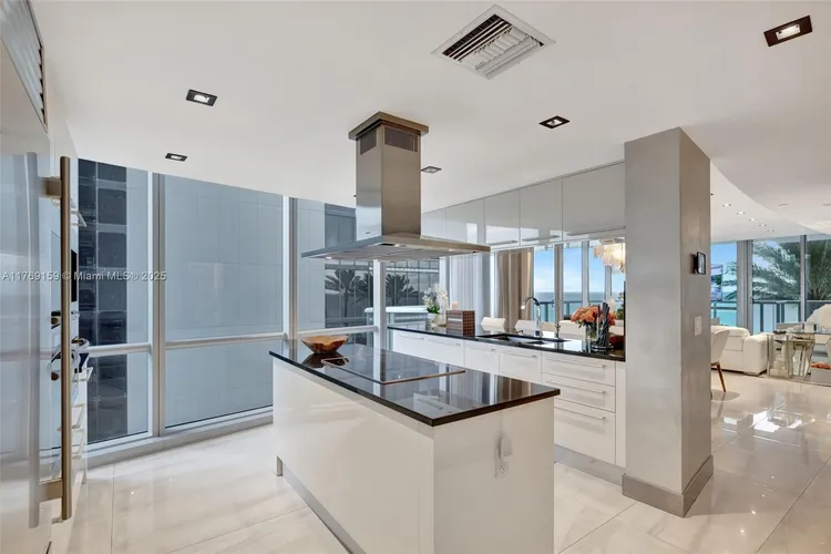 Jade Ocean #808 image #9