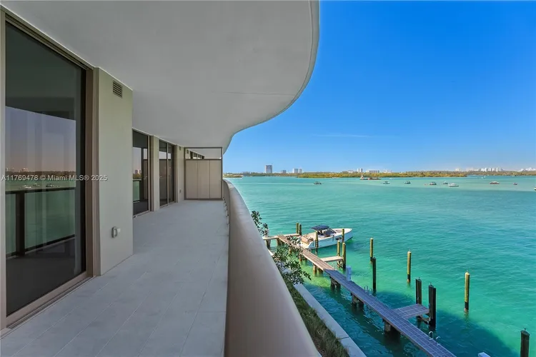 Onda Residences #402 image #44