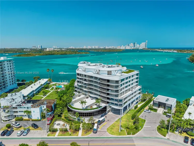 Onda Residences #402 image #47