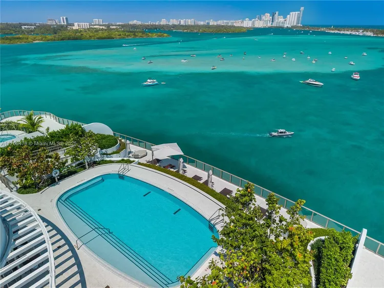 Onda Residences #402 image #50