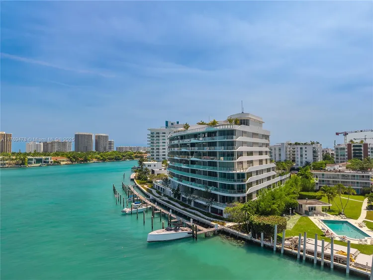 Onda Residences #402 image #54