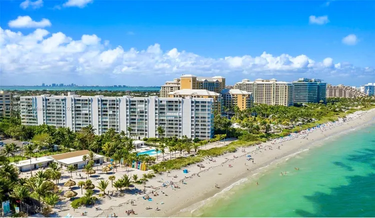 Sands of Key Biscayne #6M image #21