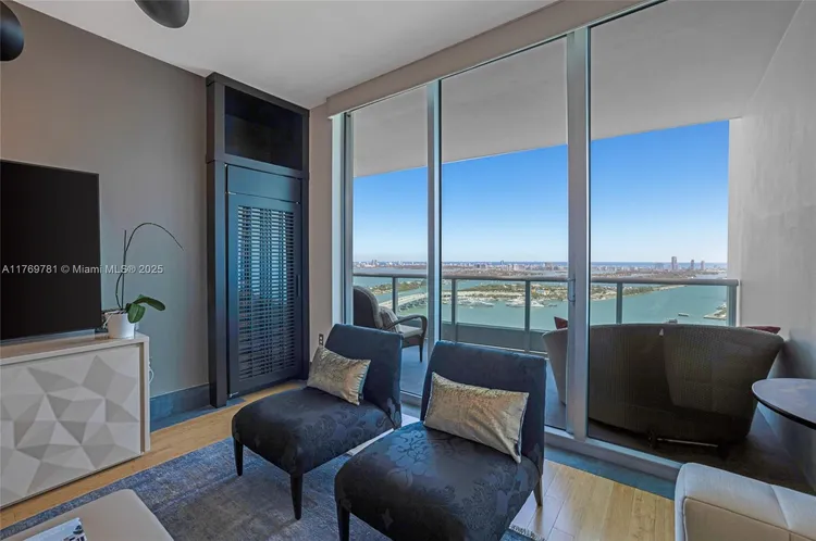 900 Biscayne Bay #4409 image #13