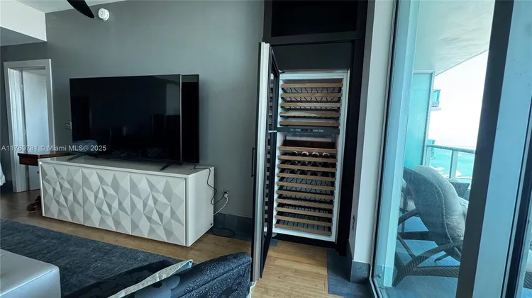 900 Biscayne Bay #4409 image #14