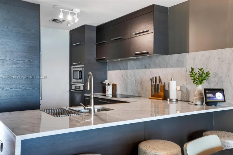 900 Biscayne Bay #4409 image #17