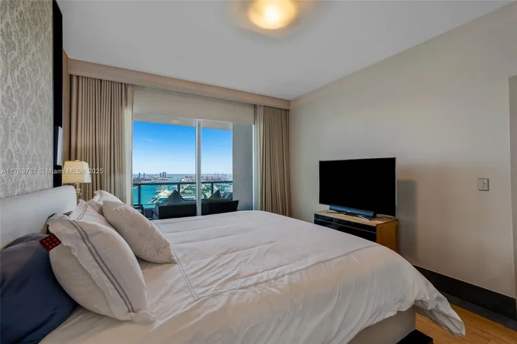 900 Biscayne Bay #4409 image #21