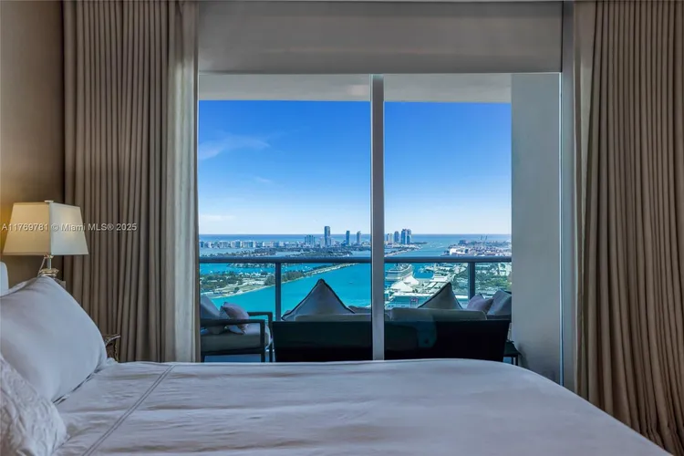 900 Biscayne Bay #4409 image #24