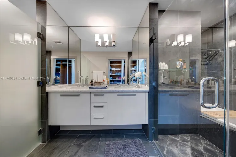 900 Biscayne Bay #4409 image #26