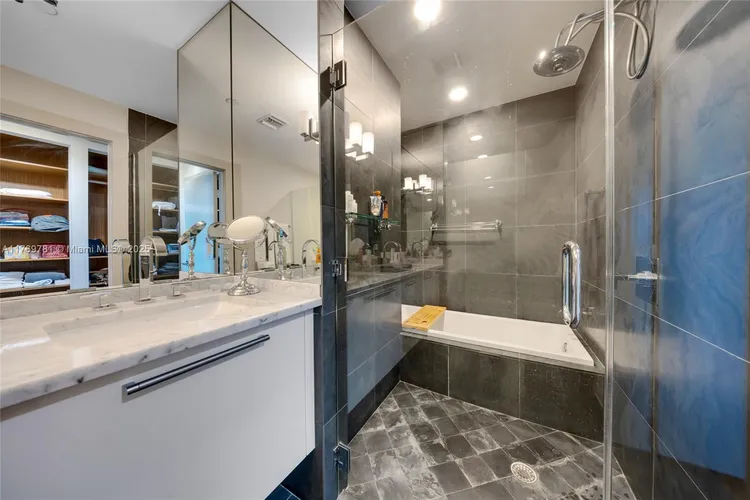 900 Biscayne Bay #4409 image #27