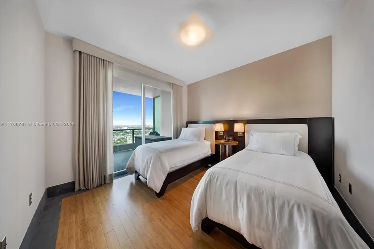 900 Biscayne Bay #4409 image #28