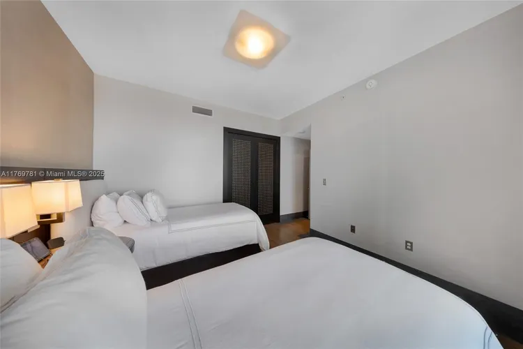 900 Biscayne Bay #4409 image #31