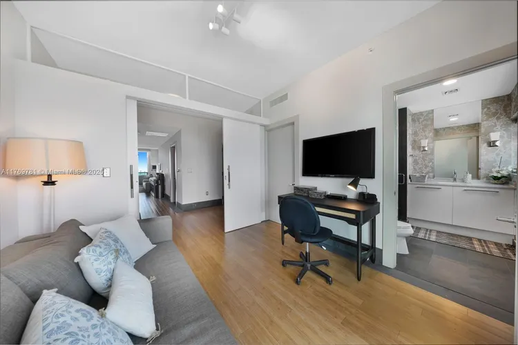 900 Biscayne Bay #4409 image #35