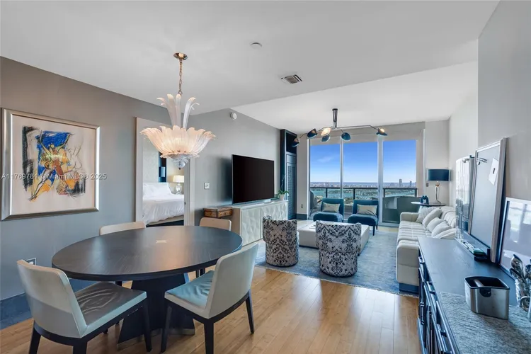 900 Biscayne Bay #4409 image #8