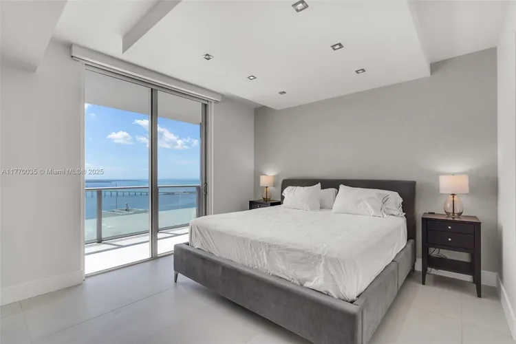 Brickell House #3403 image #16