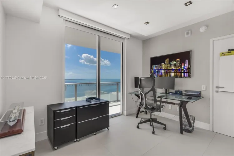 Brickell House #3403 image #25