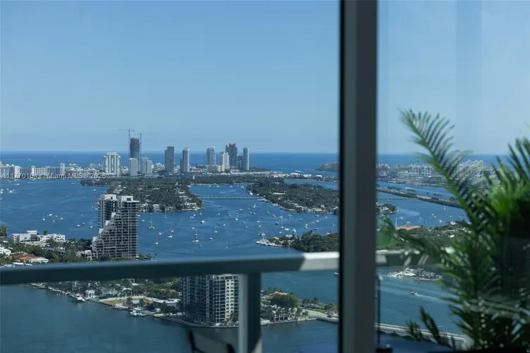 Quantum on the Bay #4503 image #11