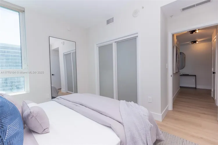 Quantum on the Bay #4503 image #20