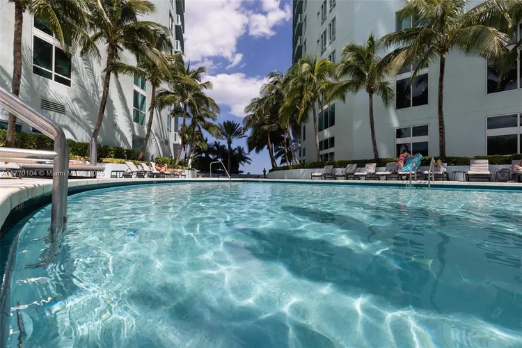 Quantum on the Bay #4503 image #28