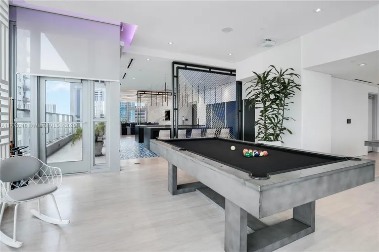 YotelPad #3105 image #14