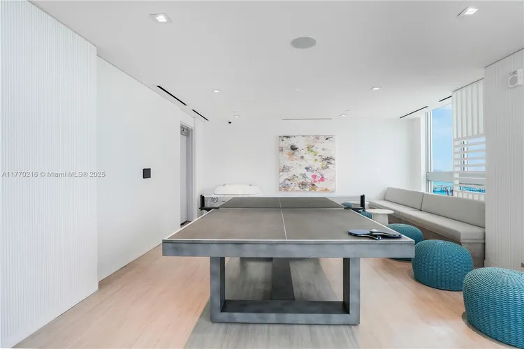 YotelPad #3105 image #15