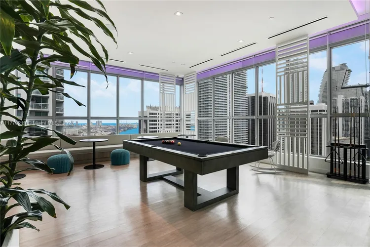 YotelPad #3105 image #16