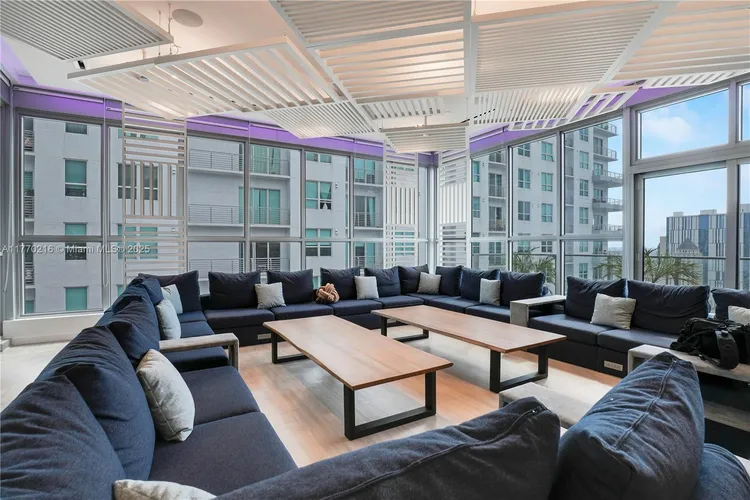 YotelPad #3105 image #19