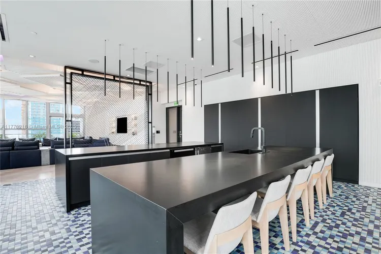 YotelPad #3105 image #20