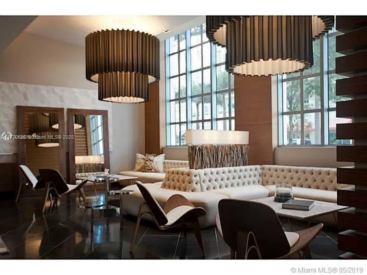 Midtown 4 #H2510 image #11