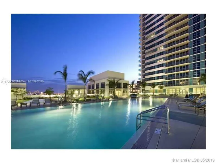 Midtown 4 #H2510 image #12