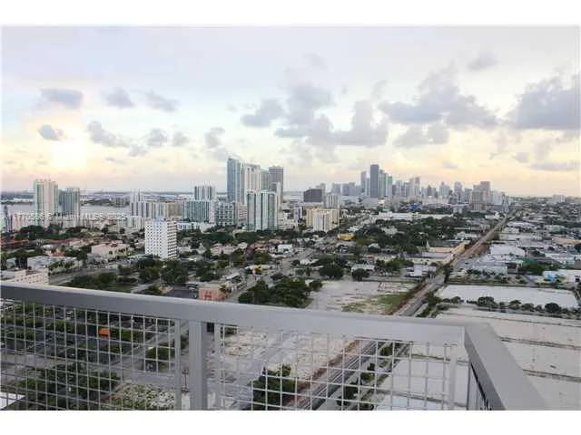 Midtown 4 #H2510 image #6