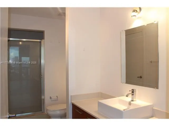 Midtown 4 #H2510 image #9