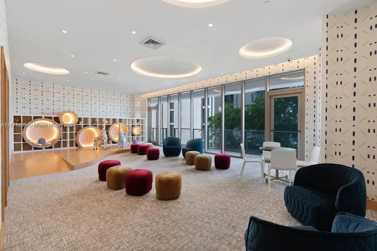 Mr. C Residences Bayshore Tower #1009 image #12