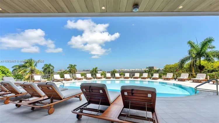 Mr. C Residences Bayshore Tower #1009 image #15