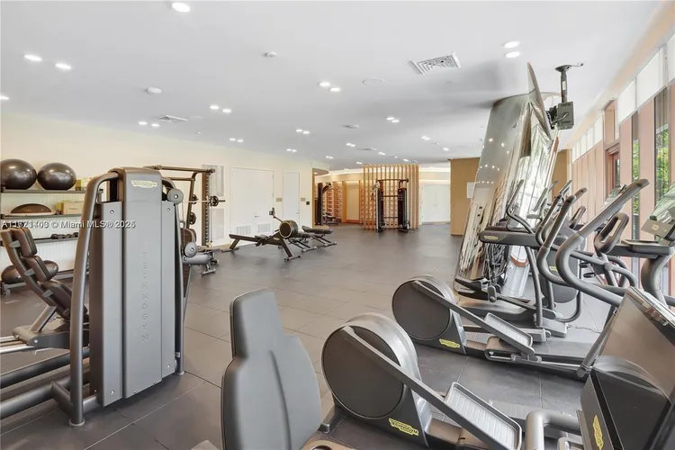 Mr. C Residences Bayshore Tower #1009 image #24